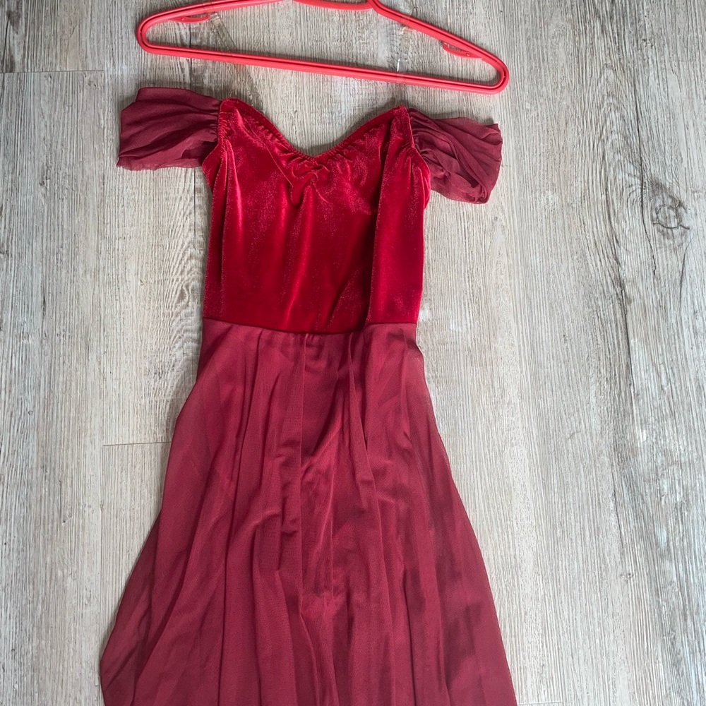 Elegant Red Off-Shoulder Dress
